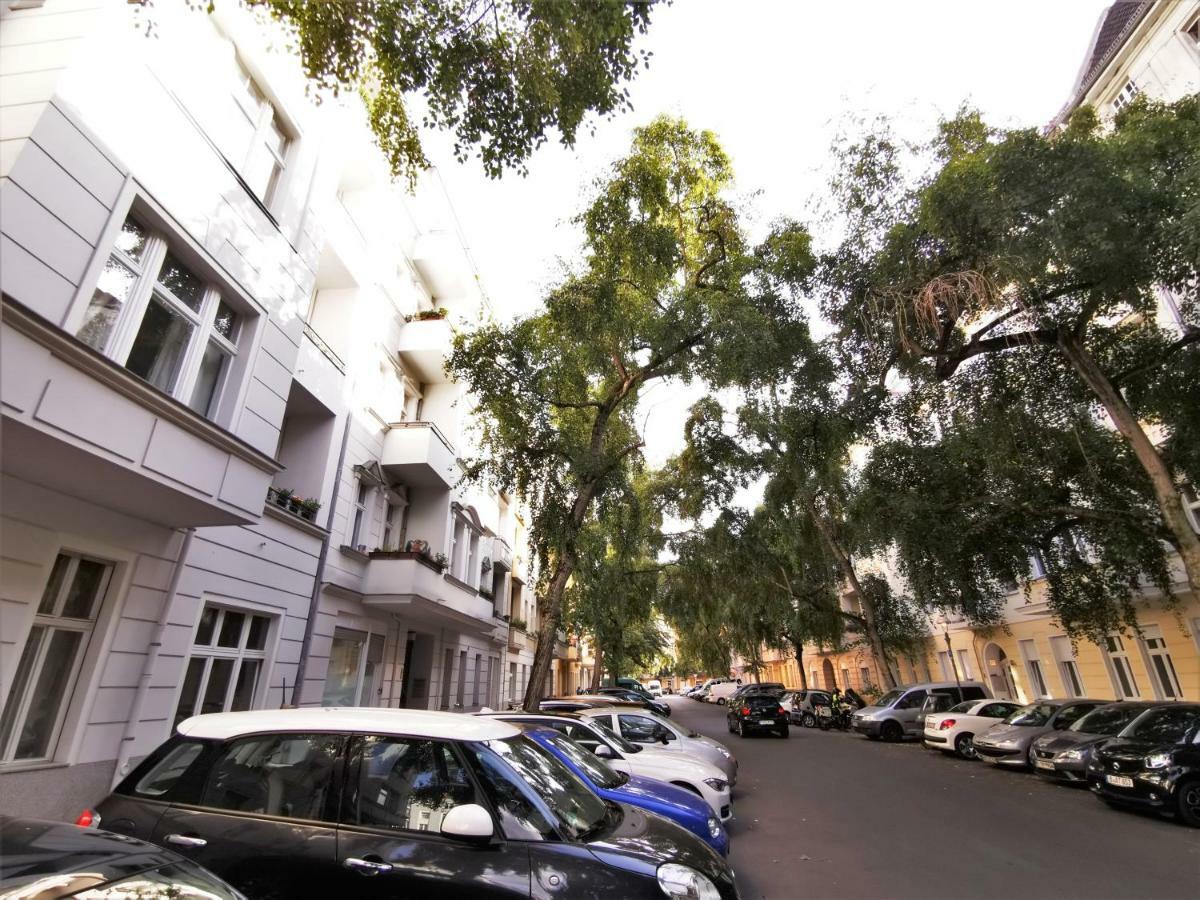 Kvh By Rockchair L Superhost Status L Boxspringbett Am Schloss Charlottenburg Welcomes You! Apartamento Berlim