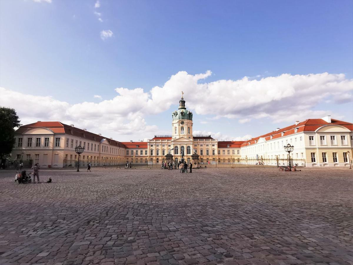 Kvh By Rockchair L Superhost Status L Boxspringbett Am Schloss Charlottenburg Welcomes You! Apartamento *